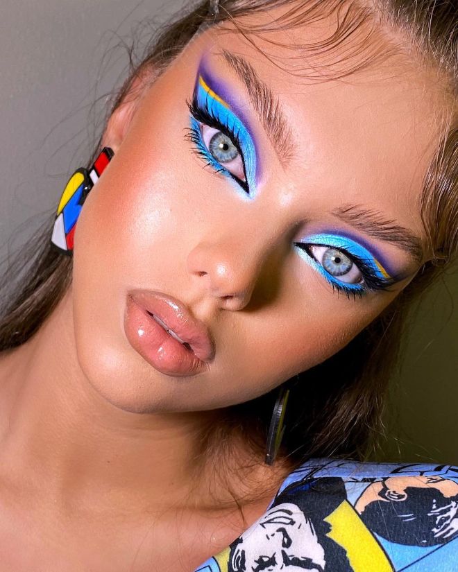 Say Yes To The Trendy Graphic Eyeliners For The Beautiful Spring Days
