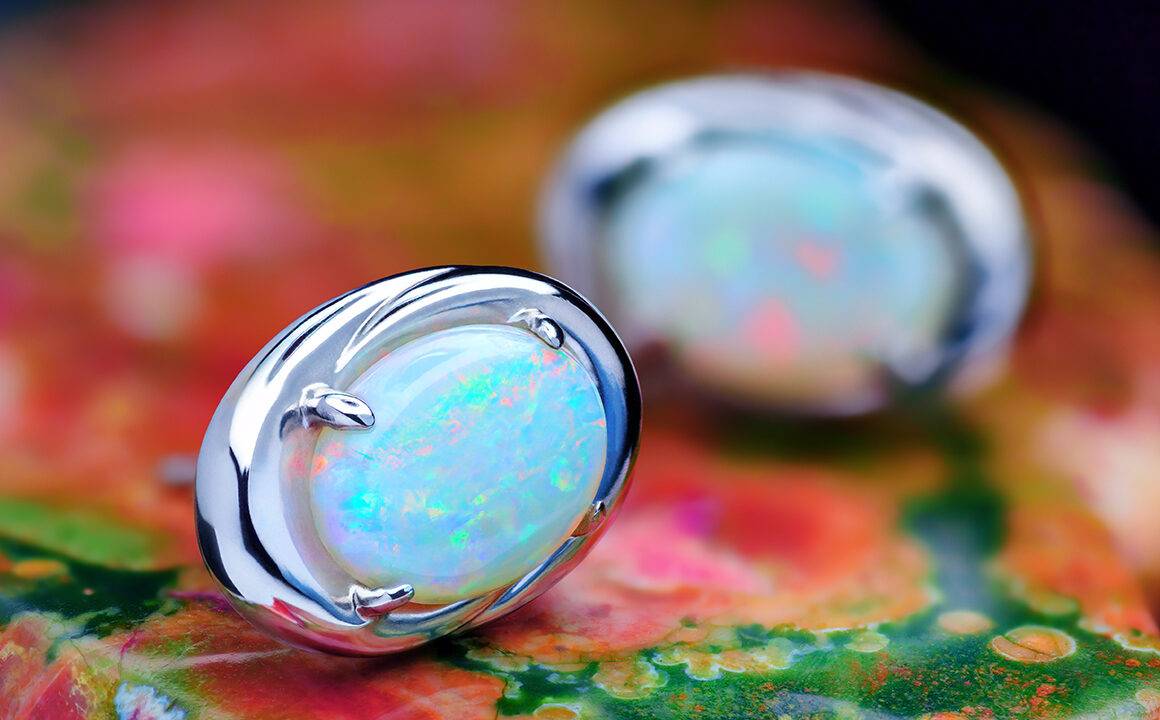 things-to-consider-when-buying-opal-jewelry-opal-stones