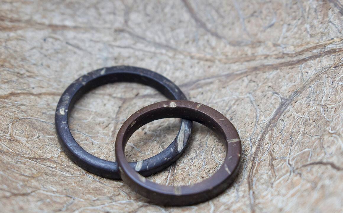 what-makes-wooden-wedding-bands-for-men-stand-out
