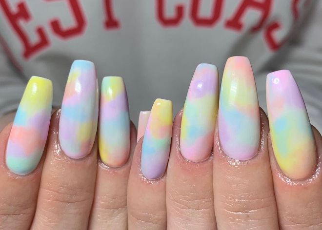 Tie And Dye Nails Are The Biggest Nail Trend To Try This Spring