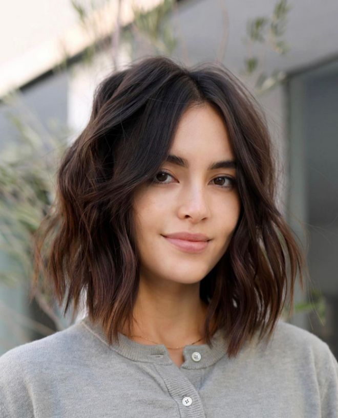 Transform Your Look With These Short Hair Cuts That Are Perfect For Warm Weather 2