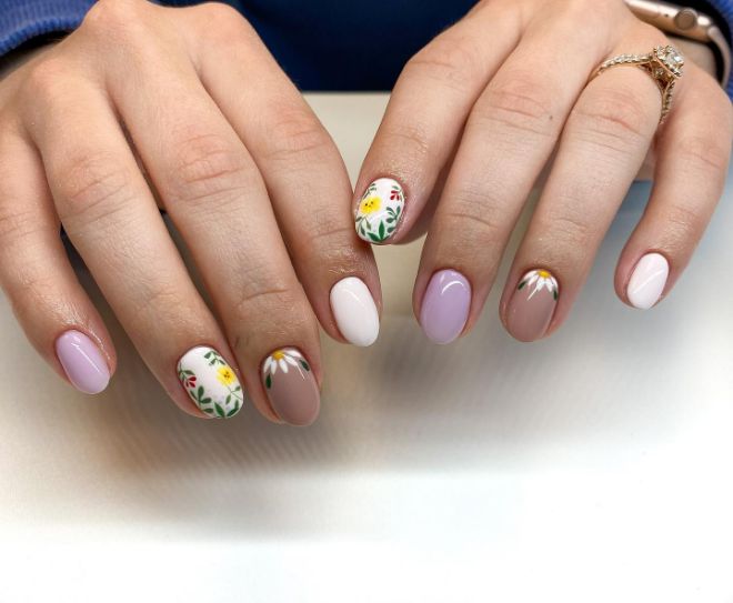 Try Out These Summer Nails To Shine Out Among Others 3