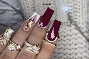 Steal All The Attention This Summer With These Burgundy Nails