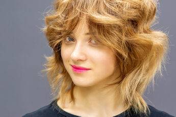 beautiful-and-simple-hairstyles-for-college-girls-fashionisers