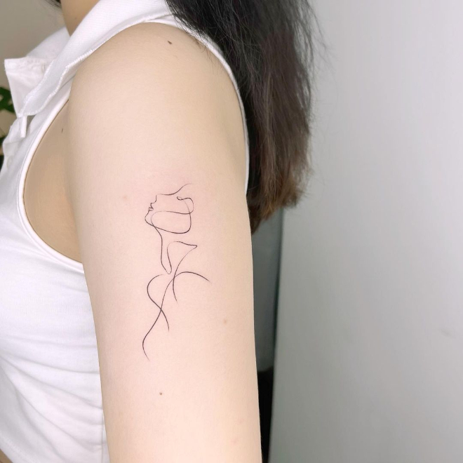 Fashion-Worthy Minimal Tattoos You Can't Stop Thinking About