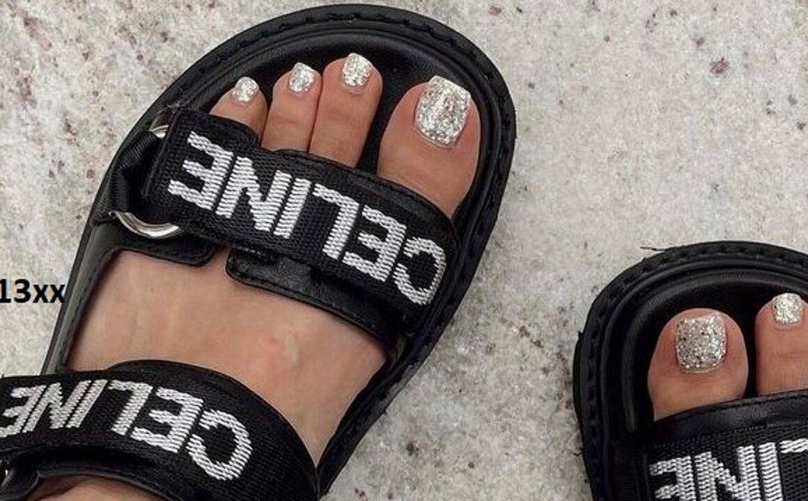 Trade Your Boring Foot Nails For A Stunning Pedicure