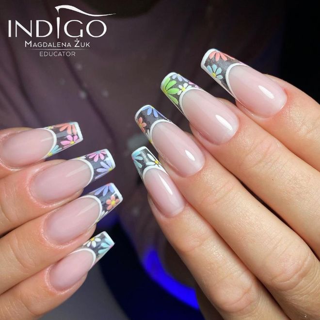 Let This Winter Season Be More Fun With These Transparent Nail Designs