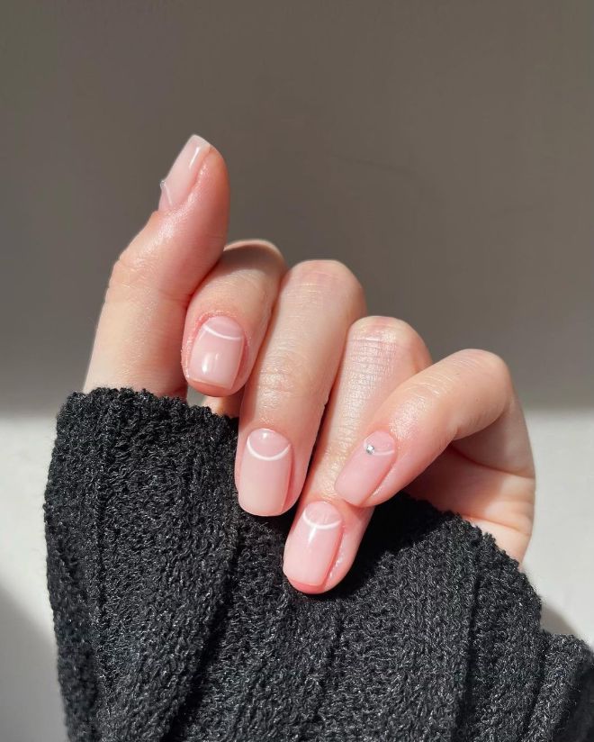 These Low-Effort Manicure Designs Are Easy To Steal The Spotlight