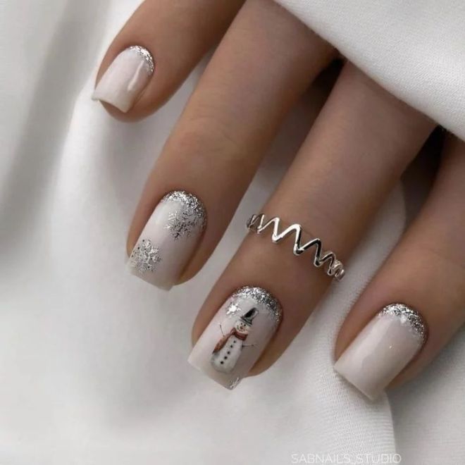 7 Easy New Year's Manicure Designs That You Can Do At Home