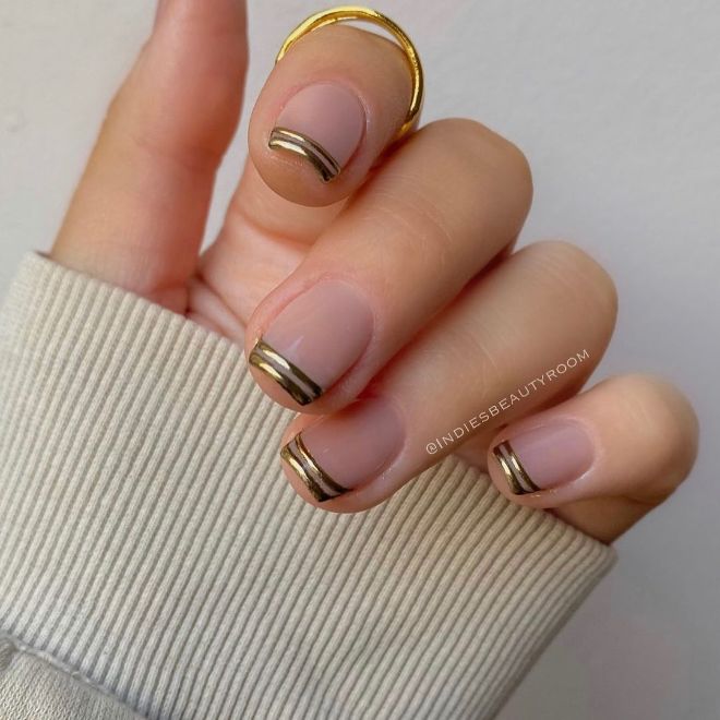 Double French Manicure Designs Will Give You The Y2K’s Vibes