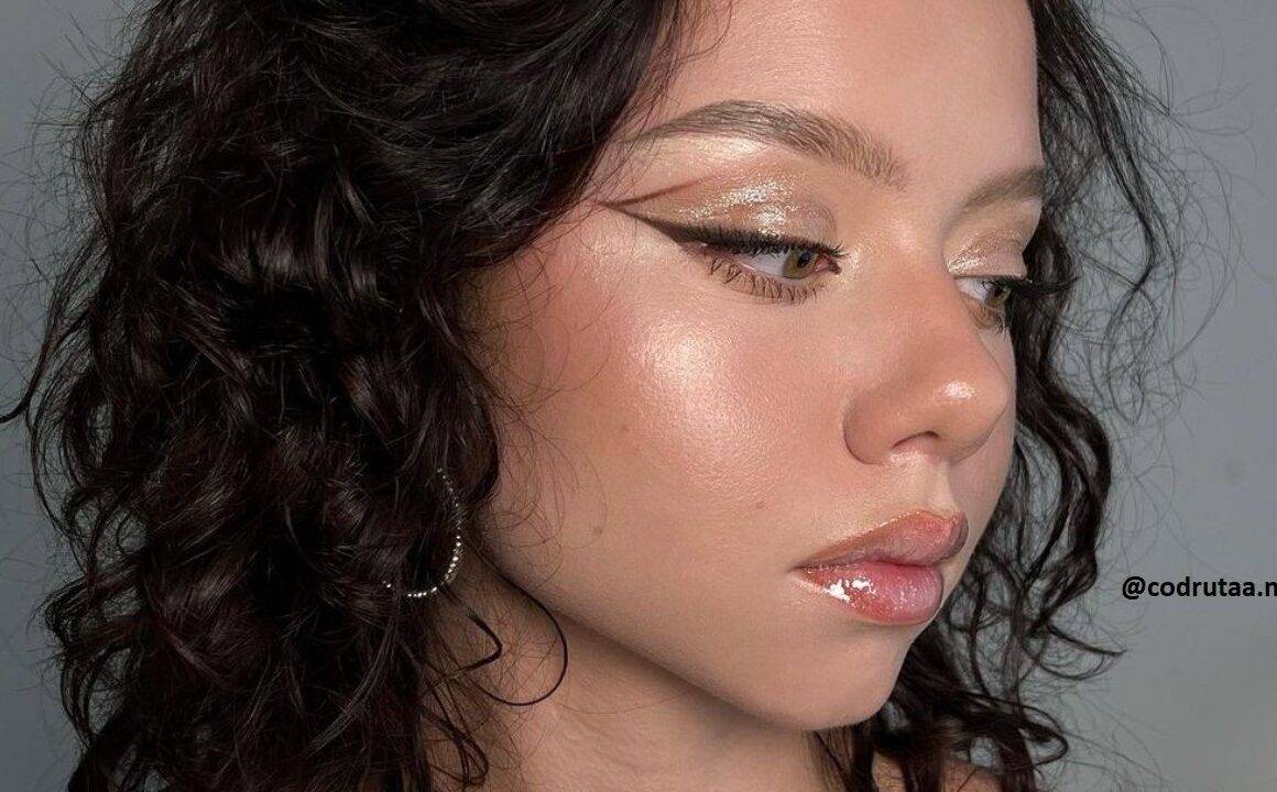The Sexiest Shower Makeup Trend Is All Over TikTok RN