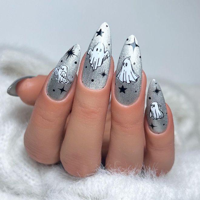 Discover the Creepy Halloween Manicures for This Season