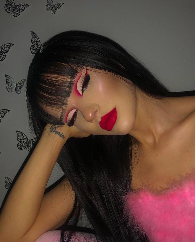7 Red Makeup Looks You Need To Try RN!