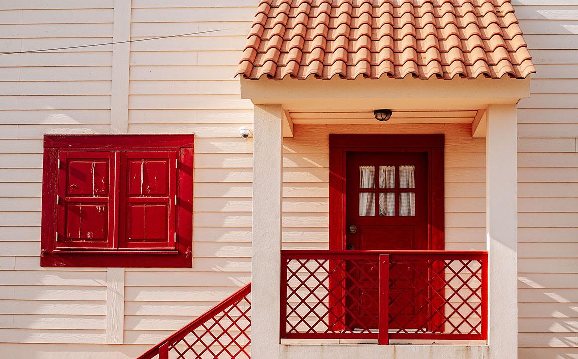 red door