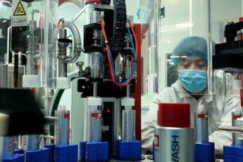 lab cosmetics manufacturing